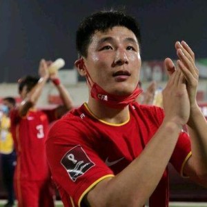 世界杯客户端升级-武磊不解球迷只骂自己 妻子：他喜欢自己承受压力
